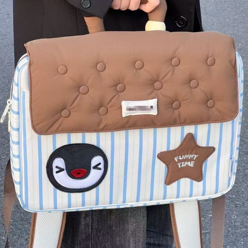 핑구 펭귄 백팩 니치 디자인 여성 캐주얼 이타 백 15 - Laptop Backpack 15.6 리뷰 및 가격